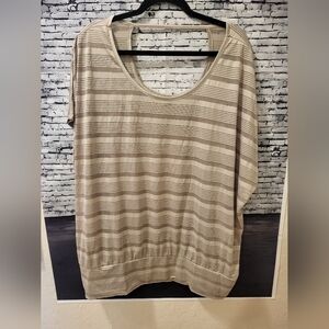 LANE BRYANT TAUPE TOP SIZE 26/28